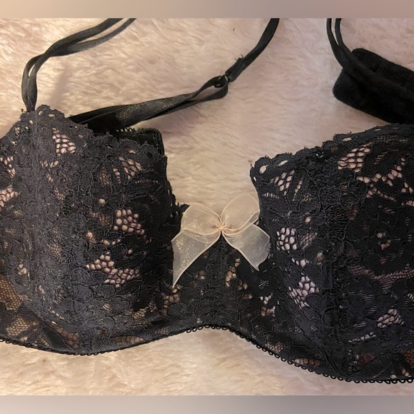 B.Tempt’d Ciao Bella Balconette Demi cup soft lace bra from Macy’s size 34B - Picture 2 of 11